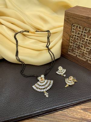 Gold mangalsutra 1