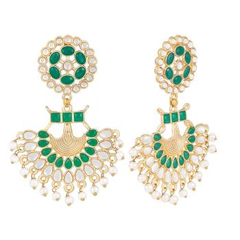 Green pearl earrings 2