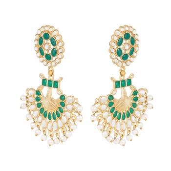 Green pearl earrings 3
