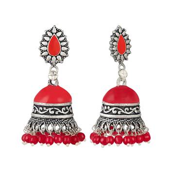 Red earrings 2