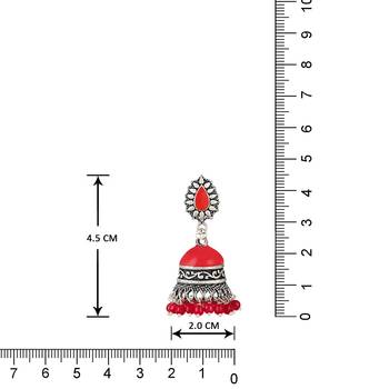 Red earrings 4