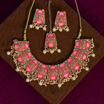 Pink necklace-sets 1
