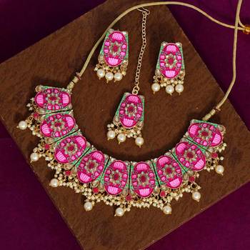 Pink necklace-sets 1