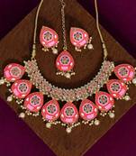 Pink necklace-sets