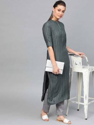 Women's Grey Striped Straight Kurta 4