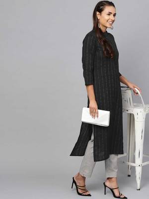 Women's Black Striped Straight Kurta 4