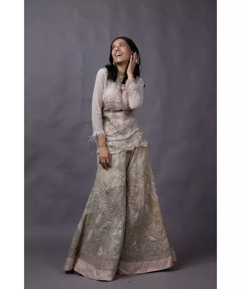 AMRITA SHARA, JAAMEVARI EMBROIDERY IN DULL SILVER GOLD