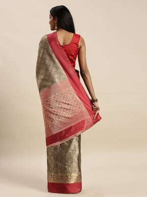 Sangam Prints Golden Handloom Silk Woven Work Traditional Saree 2