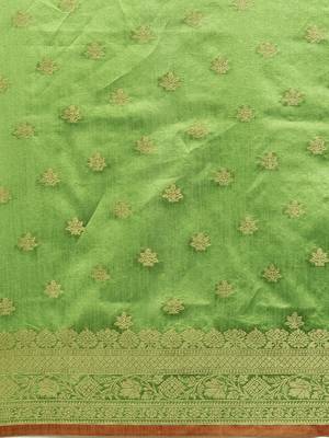 Sangam Prints Parrot Green Handloom Silk Jacquard Traditional Saree 3