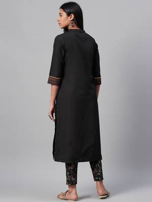 Black printed crepe kurtas-and-kurtis 3