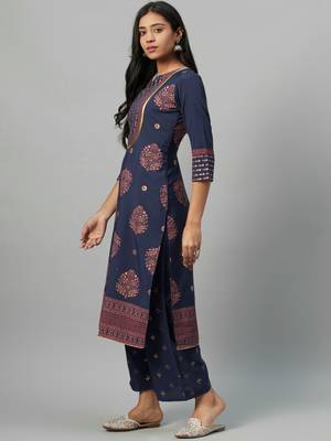 Navy-blue printed crepe kurtas-and-kurtis 2