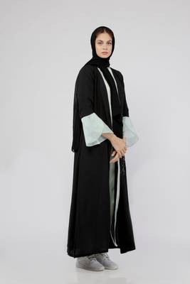 Tulip Abaya with Shyla 2