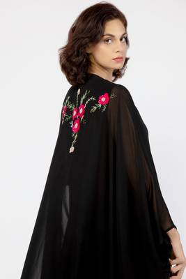 Iris Embroidered Kaftan 3
