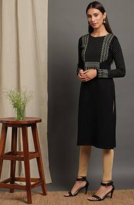 Janasya Women's Black Woolen Kurta 2