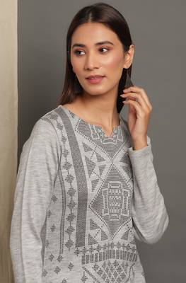 Janasya Women's Grey Woolen Kurta 5