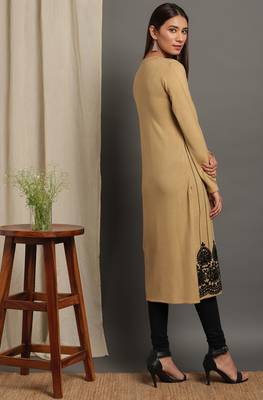 Janasya Women's Beige Woolen Kurta 4