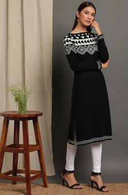 Janasya Women's Black Woolen Kurta 3