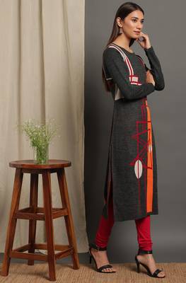 Janasya Women's Grey Woolen Kurta 3