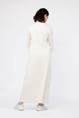 Rhea Embroidered Collar Abaya 4