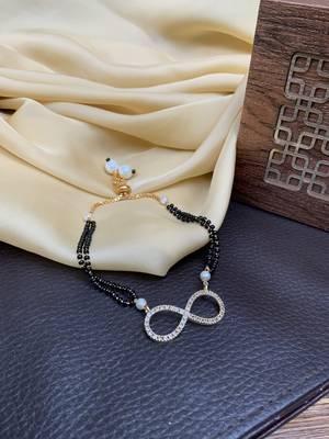 Gold mangalsutra 1