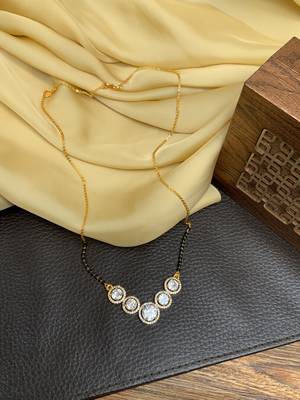 Gold mangalsutra 3