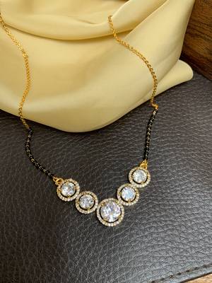Gold mangalsutra 4