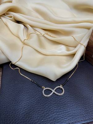 Gold mangalsutra 3
