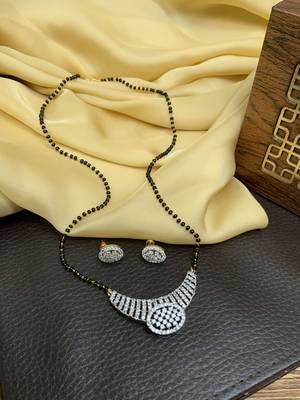 Gold mangalsutra 4