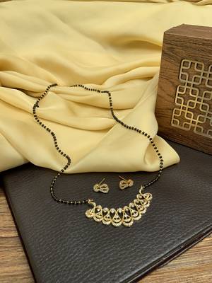 Gold mangalsutra 1