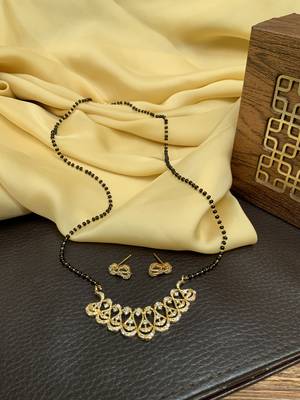 Gold mangalsutra 4