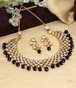 Black necklace-sets