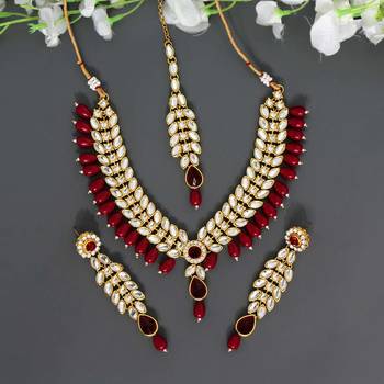 Maroon necklace-sets 2