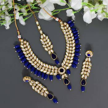 Blue necklace-sets 2