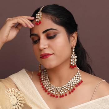 Red necklace-sets 1