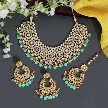 Green necklace-sets 1