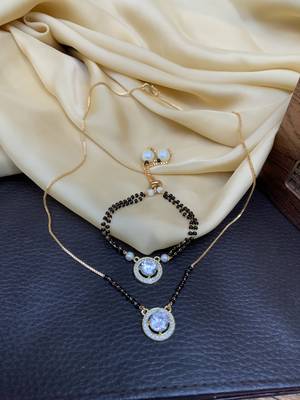 Gold mangalsutra 2