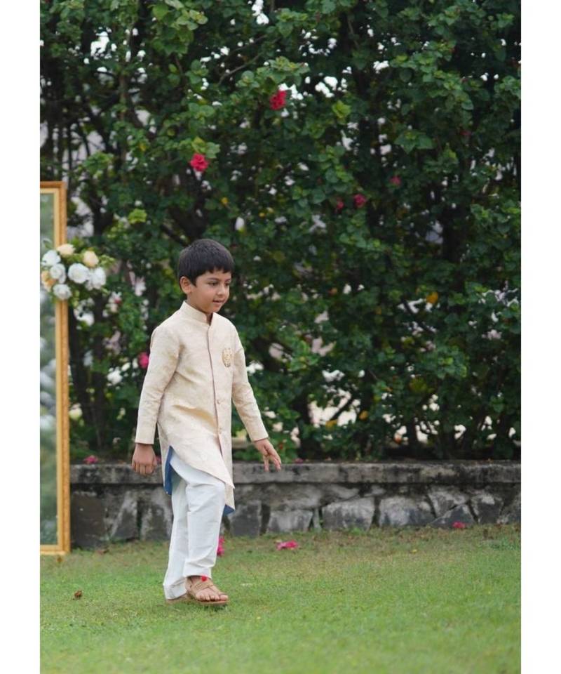 Maharaja Sherwani Set
