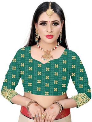 Green printed silk saree with blouse 4