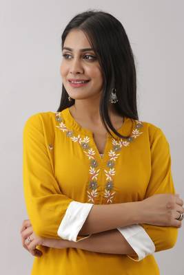 Women New Latest Rayon embroidered kurta Yellow and block printed pant (Pack Of 1) 4