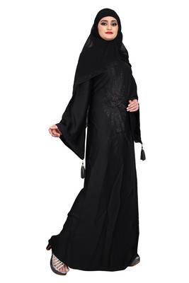 Women's Nida burqa features black rose embroidery work and black lace with shiffon scarf. 3