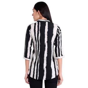 Black plain georgette kurtas-and-kurtis 4