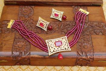 Pink agate necklaces 1