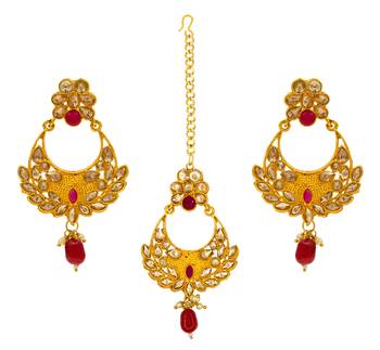 Red necklaces 3