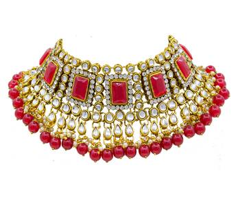 Red necklaces 3