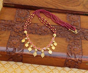 Pink agate necklaces 1