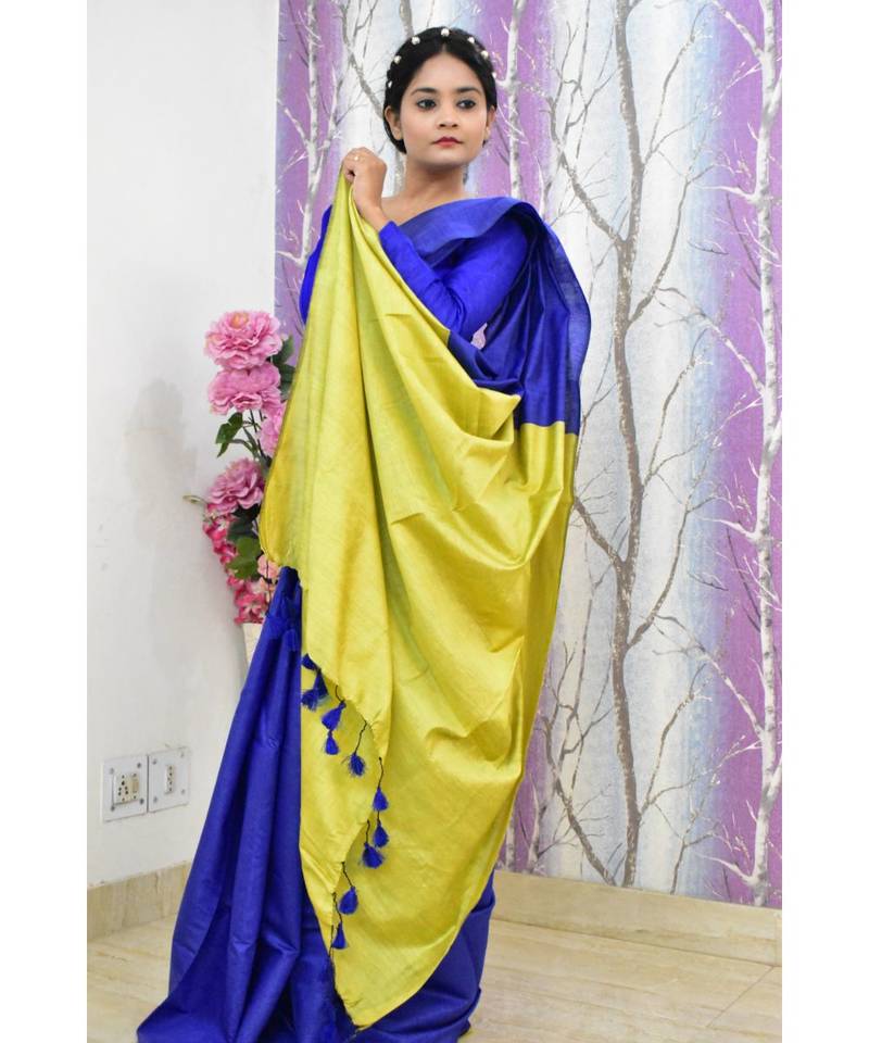 Handwoven cotton silk saree with contrast pallu and contrast blouse piece with tassels in the pallu