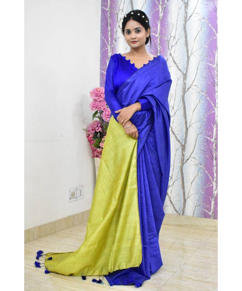 Handwoven cotton silk saree with contrast pallu and contrast blouse piece with tassels in the pallu