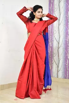 Handwoven cotton silk saree with contrast pallu and contrast blouse piece with tassels in the pallu