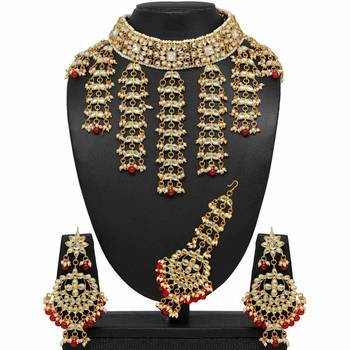 Red necklace-sets 2