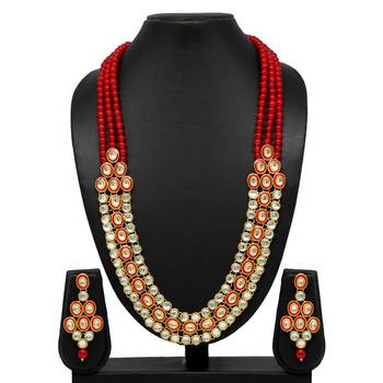 Red necklace-sets 2